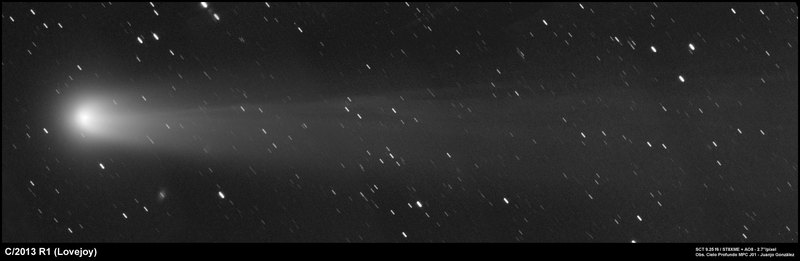 C/2013 R1 (Lovejoy) - 2013-12-01