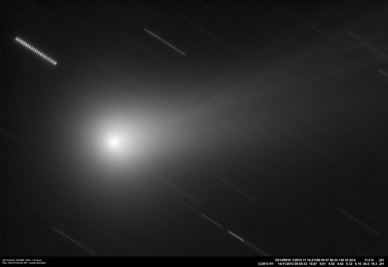 C/2013 R1 (Lovejoy) - 2013-11-14